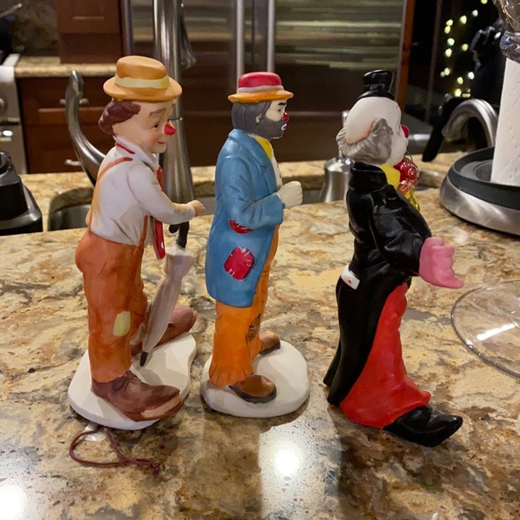 Vintage Clowns, Flambro Emmett Kelly Jr Hobo, Arnart with Umbrella Lot - Picture 3 of 12